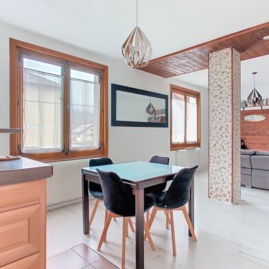 Appartement 3 pièces 225000 €