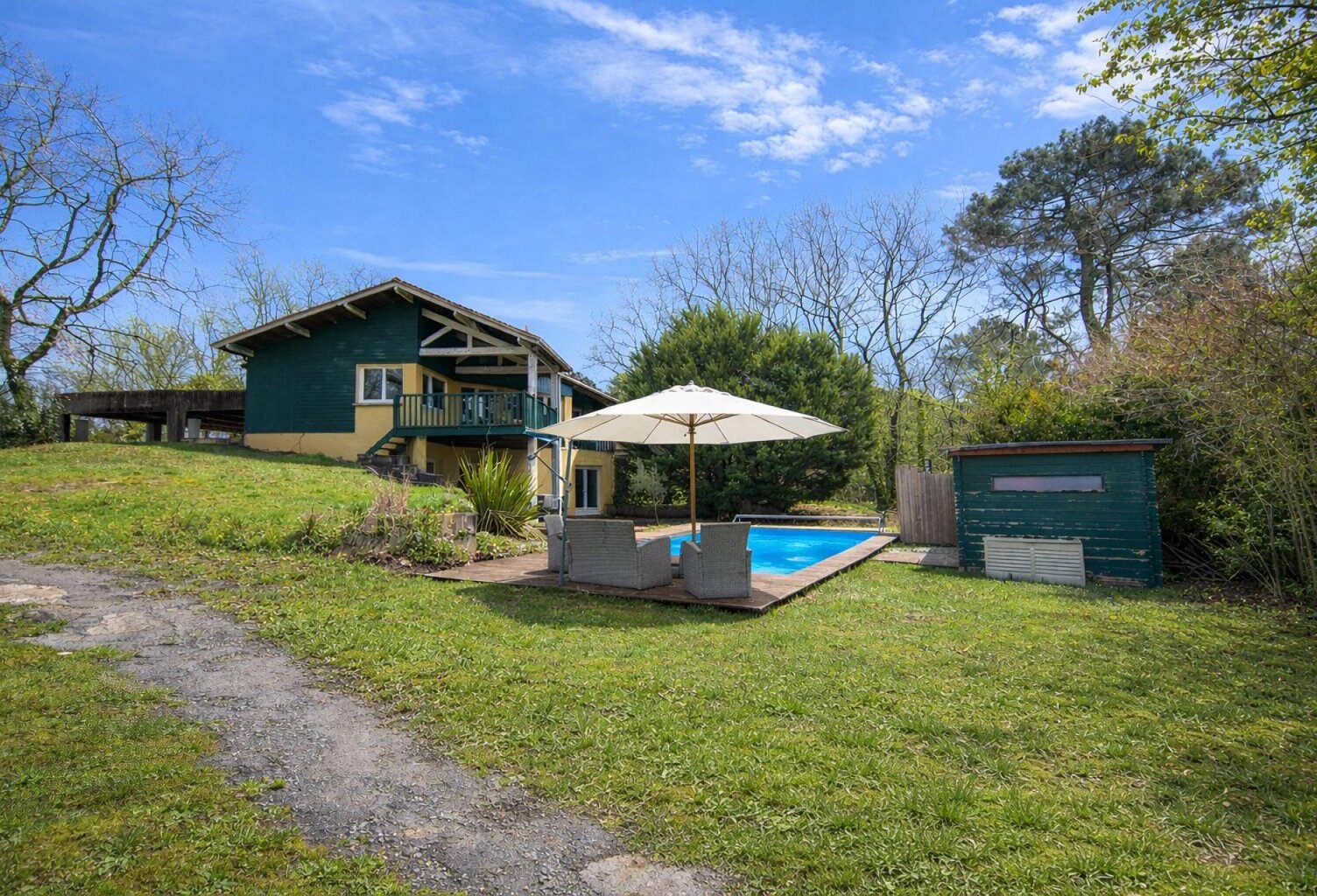 Villa d'exception à Bourgnac avec piscine — photo 1
