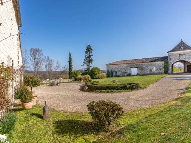 Manoir de 10 pièces principales — photo du bien