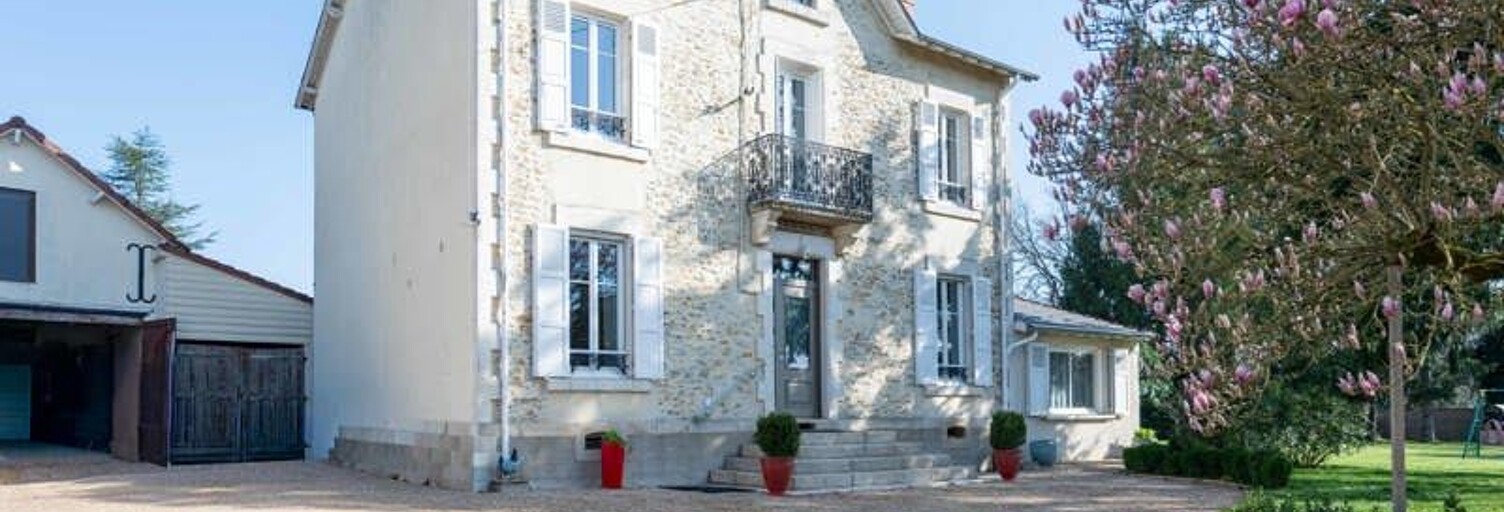 Maison 6 Pièces 165 m² à vendre à Vierzon (18100)