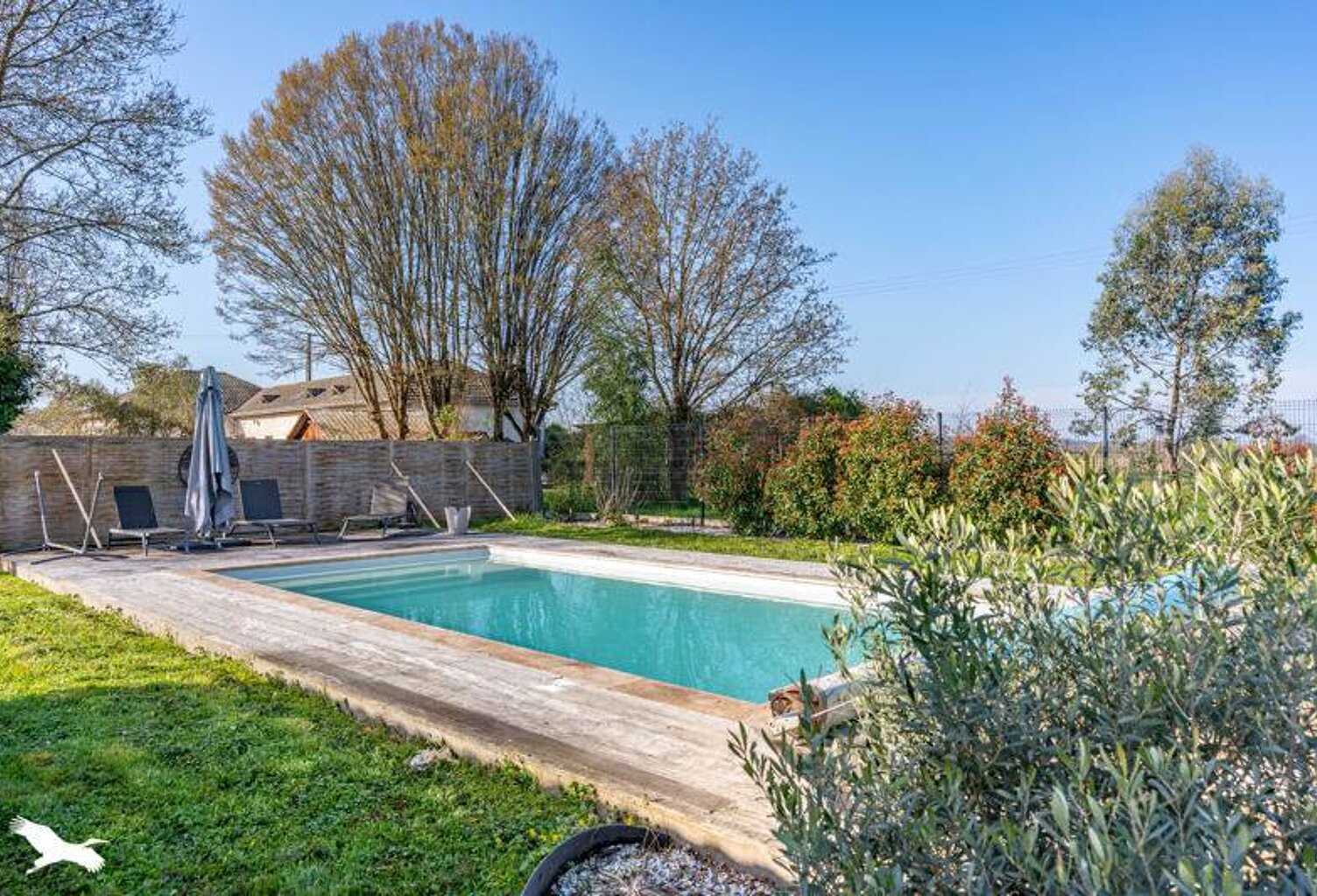 Maison en pierre de 5 pièces principales — photo 1