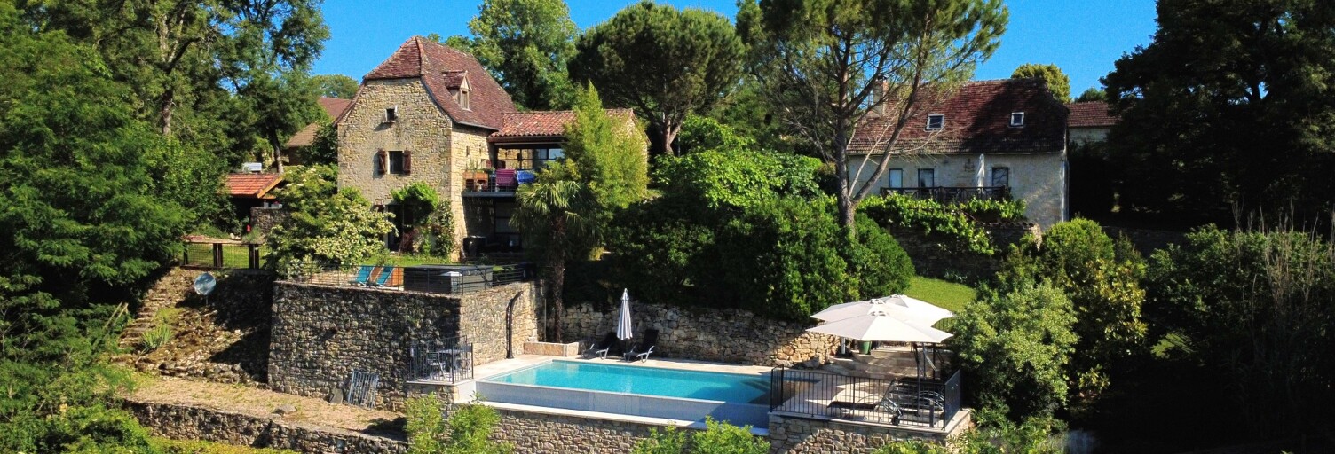Maison 10 Pièces 305 m² à vendre à Figeac (46100)