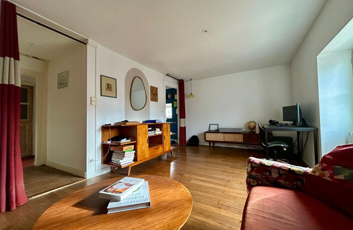 CENTRE VILLE DE POITIERS - PLACE DE LA LIBERTE - APPARTEMENT — photo 2