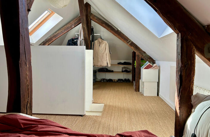CENTRE VILLE DE POITIERS - PLACE DE LA LIBERTE - APPARTEMENT — photo 3