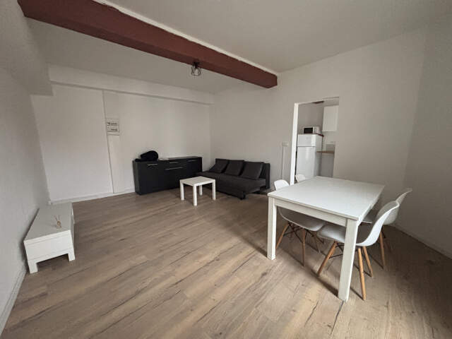 APPARTEMENT MEUBLÉ PLAIN-PIED - 2 PIECES PROCHE CENTRE — photo du bien
