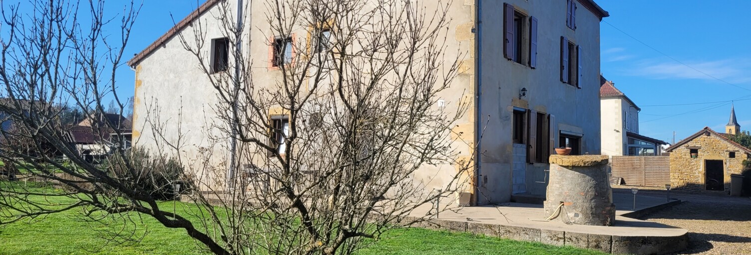 Maison 7 Pièces 216 m² à vendre à Chambilly (71110)