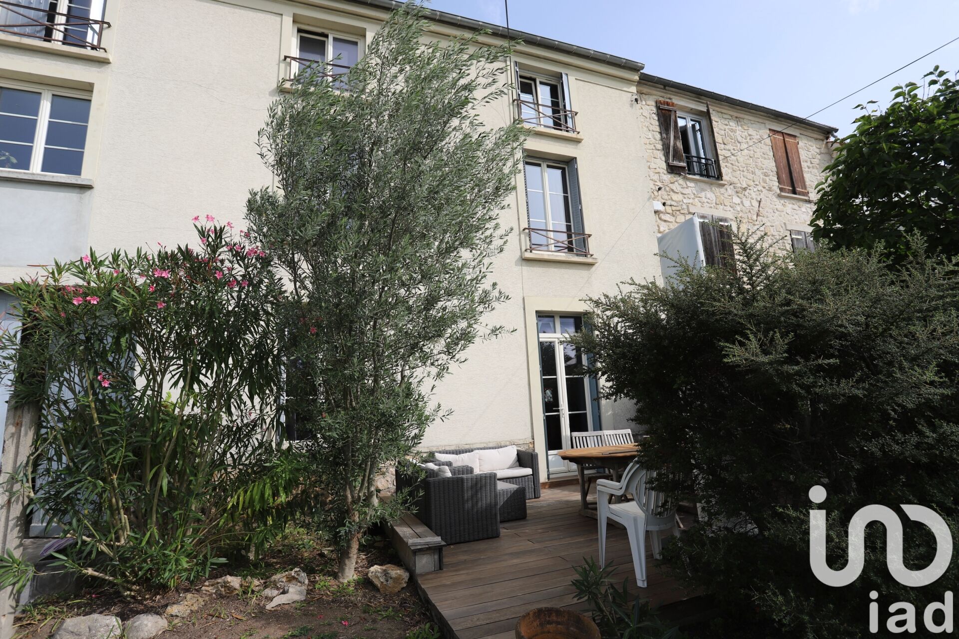 Vente Maison/villa 10 pièces - Photo 2