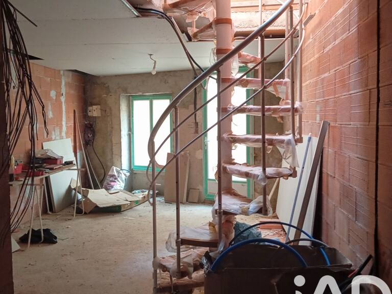Vente Maison/villa 4 pièces — photo 1