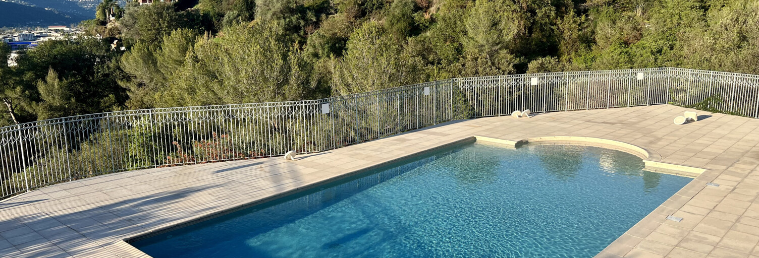 Appartement 4 Pièces 91 m² à louer à Nice (06200)