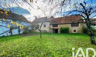 Maison 6 Pièces 196 m² à vendre à La Vineuse sur Fregande (71250)