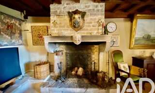 Maison 6 Pièces 196 m² à vendre à La Vineuse sur Fregande (71250)