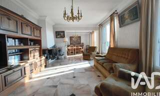 Maison 12 Pièces 252 m² à vendre à Puy-Guillaume (63290)