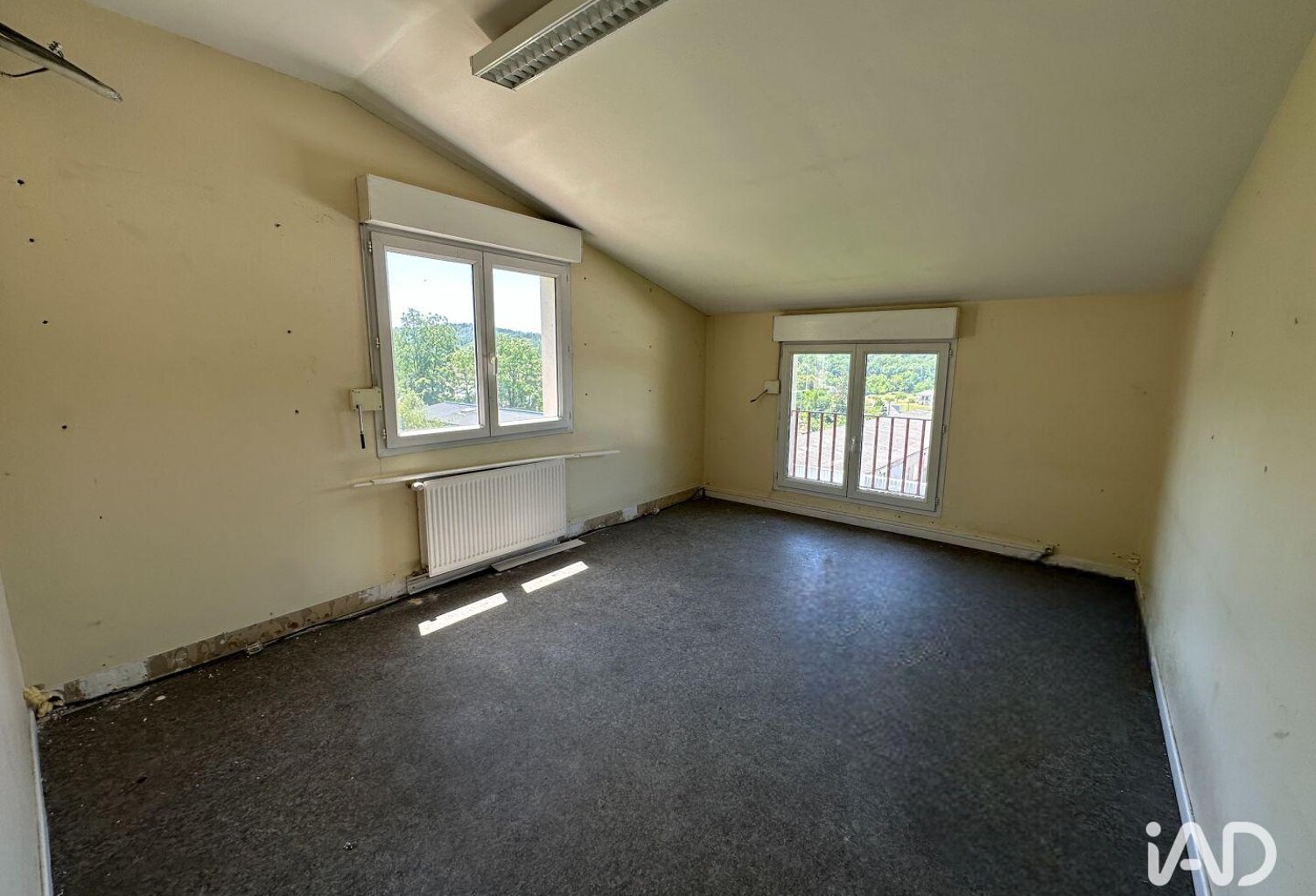 Location Bureaux 180 m&sup2; — photo 1