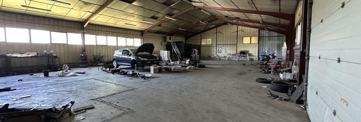 Commerce  360 m² à louer à Cahors (46000)