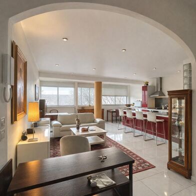 Appartement 4 pièces 185000 €