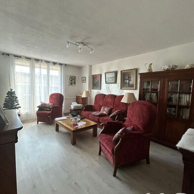 Appartement 4 pièces 235000 €