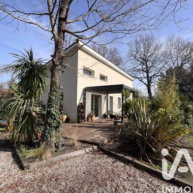 Maison 5 pièces 306000 €