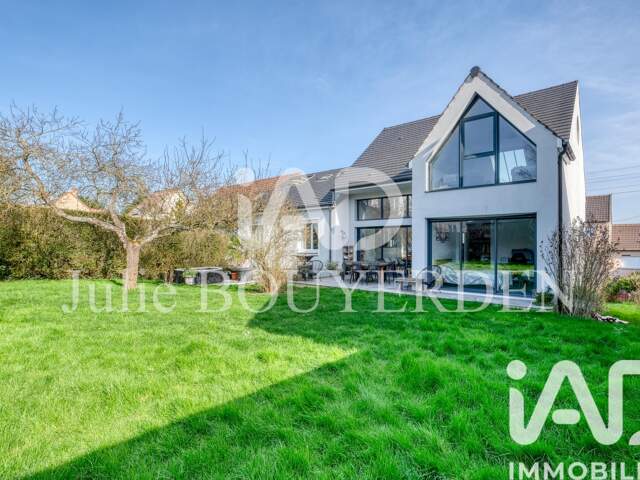 Vente Maison/villa 8 pièces — photo du bien