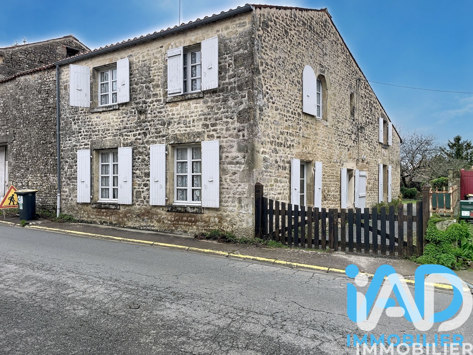 Foussais-Payre - 112m² - 5p. - 3ch.