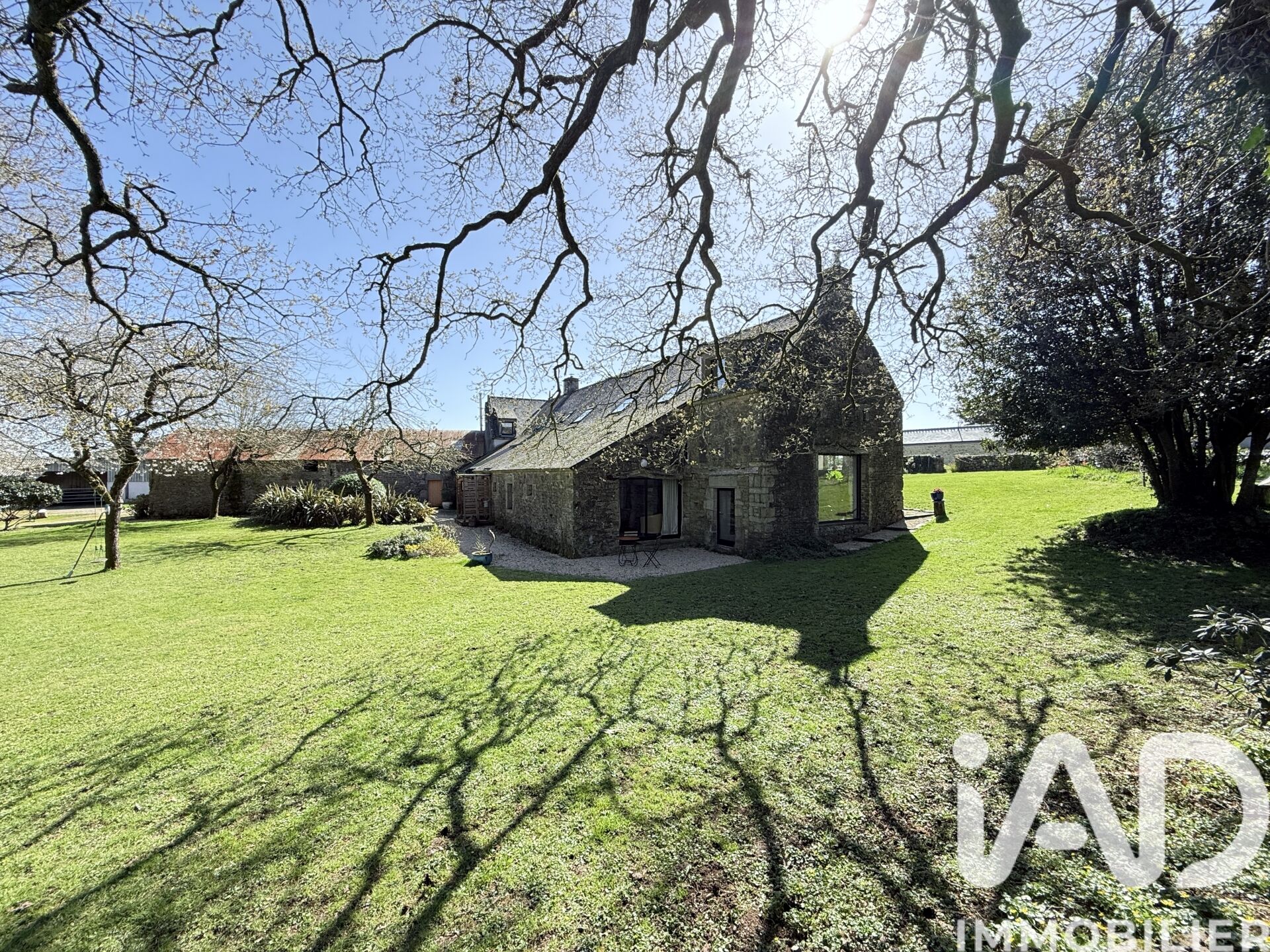 Theix-Noyalo - 367m² - 11p. - 5ch.