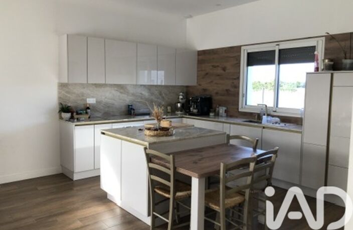 Vente Maison/villa 4 pièces — photo 2