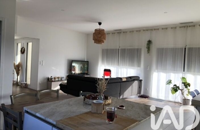 Vente Maison/villa 4 pièces — photo 3