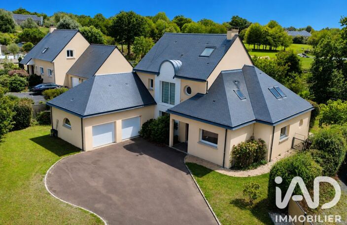 Vente Maison/villa 8 pièces — photo 2