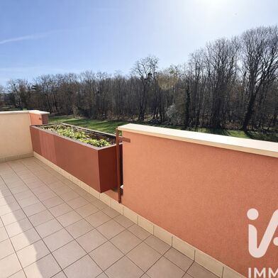 Appartement 3 pièces 225750 €