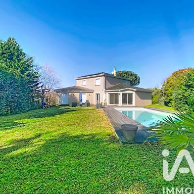 Maison 7 pièces 785000 €