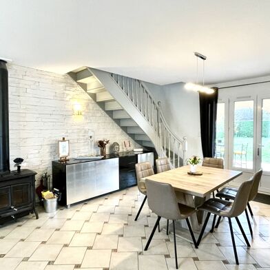 Maison 5 pièces 295000 €