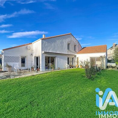 Maison 7 pièces 332000 €