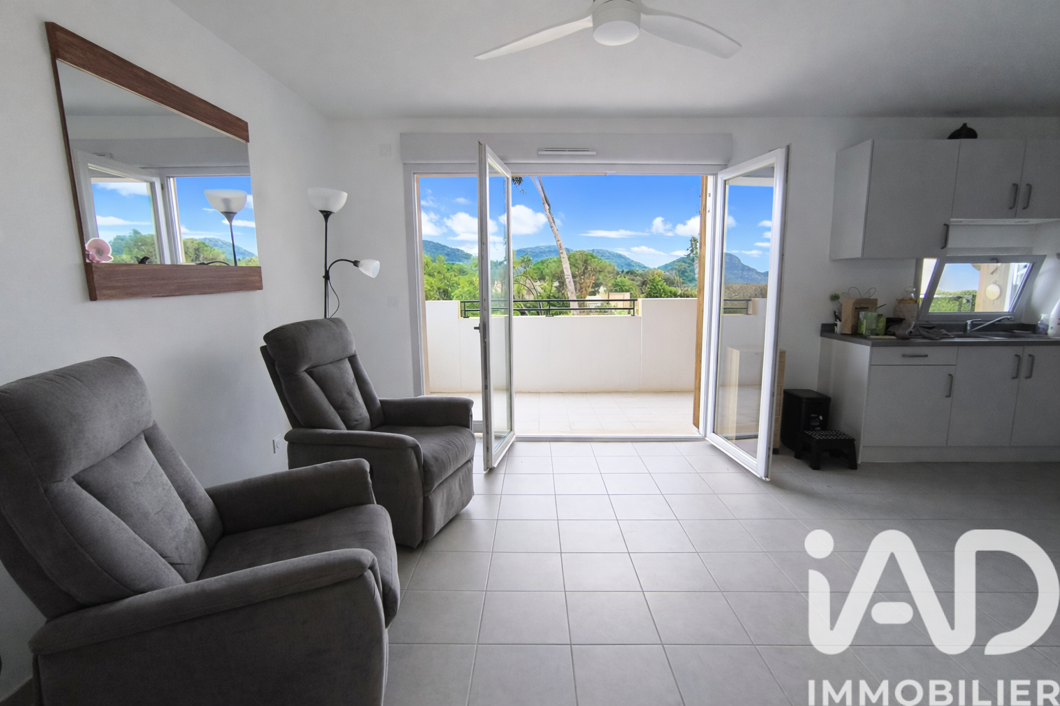 Vente Appartement 3 pièces - Photo 2