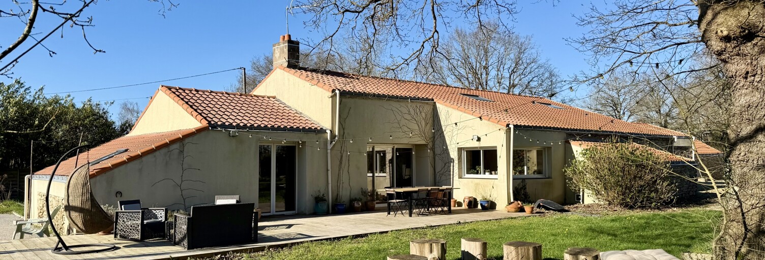 Maison 7 Pièces 180 m² à vendre à Saint-Étienne-de-Montluc (44360)