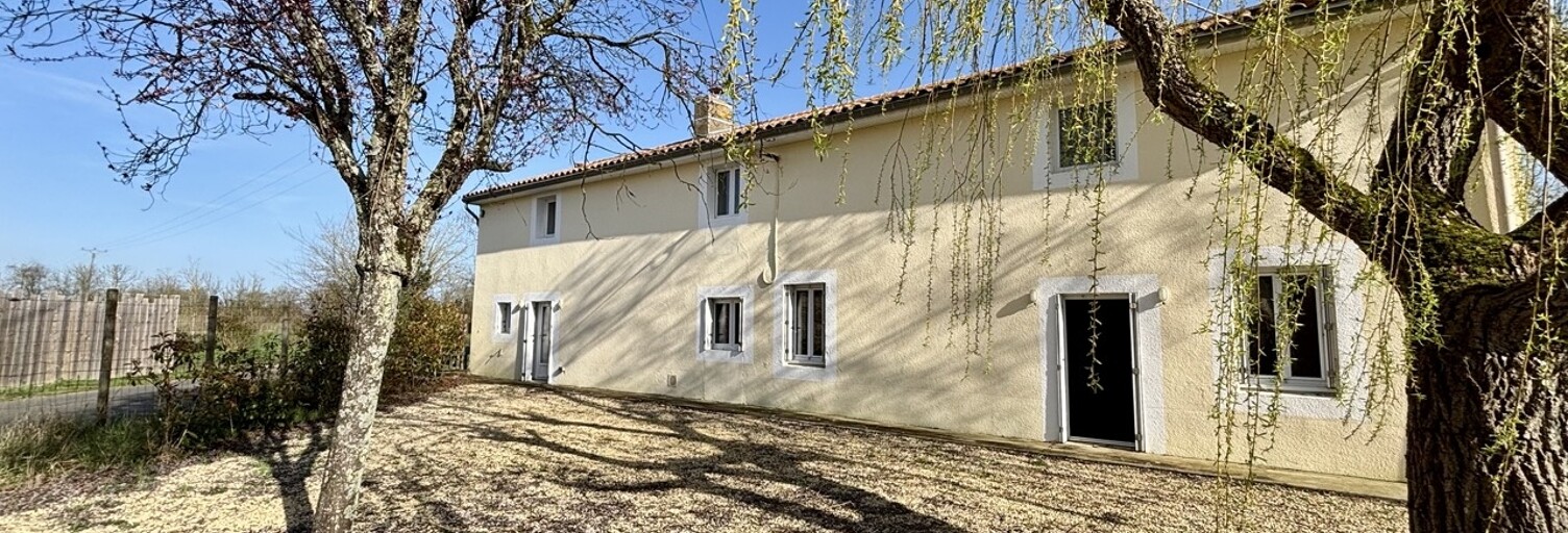 Maison 5 Pièces 142 m² à vendre à Voulmentin (79150)