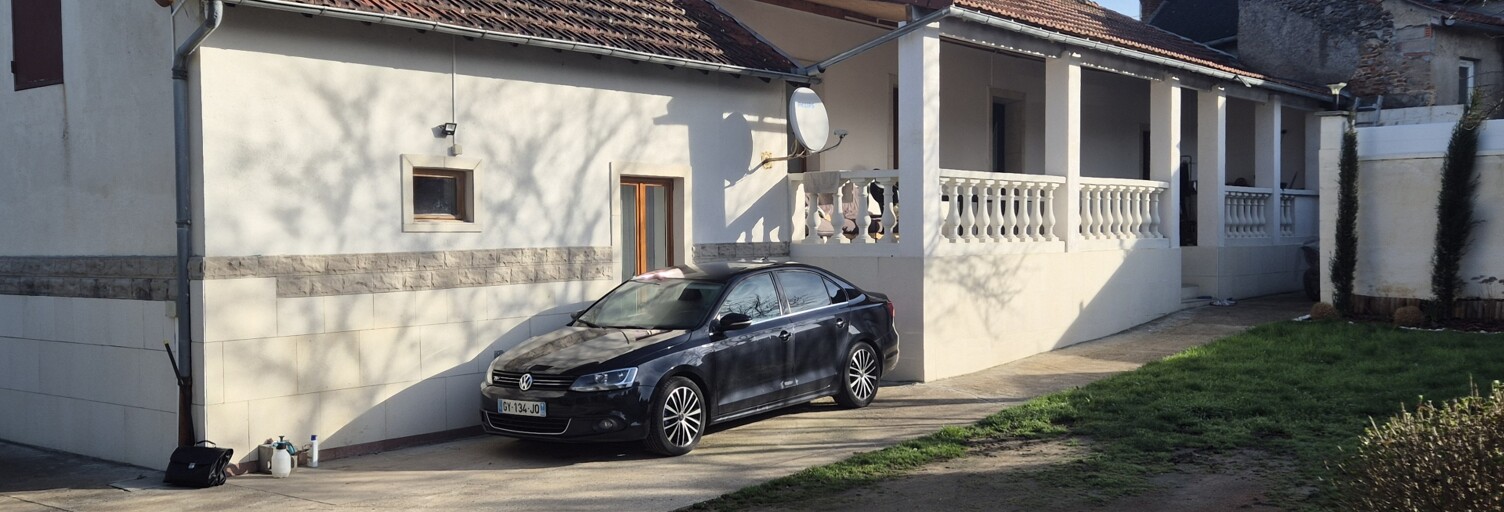 Maison 7 Pièces 140 m² à vendre à Désertines (03630)