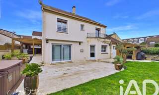 Maison 8 Pièces 190 m² à vendre à Chevry-Cossigny (77173)