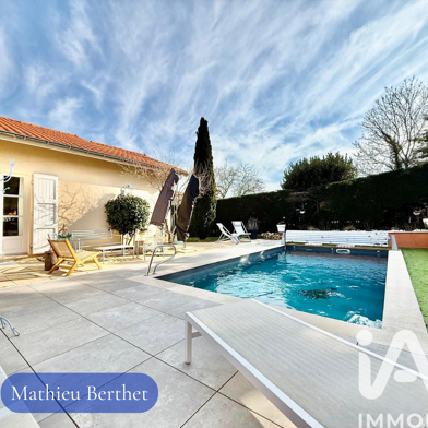 Maison 8 pièces 420000 €