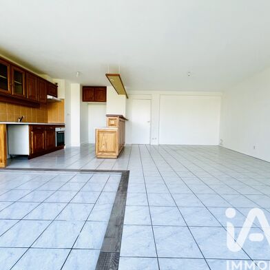 Appartement 4 pièces 220000 €