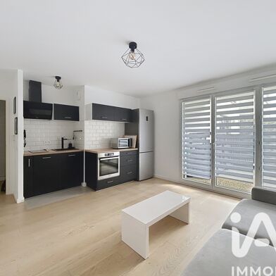 Appartement 1 pièces 740 €