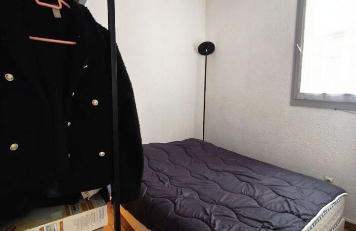 P2 cabine au 1er étage avec parking privé, d''environ 30 m² av — photo 2
