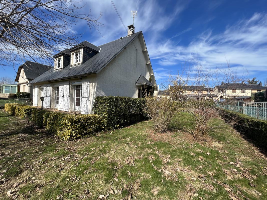 Villa / Maison  T5 à louer Sébazac-Concourès 12740