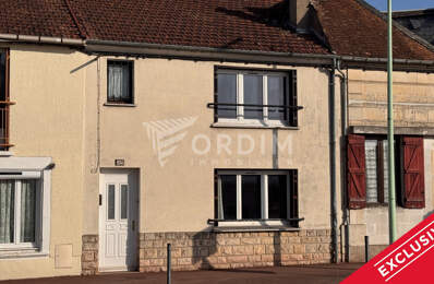 COSNE SUR LOIRE, maison ancienne d'env. 85 m² avec deux chambres, terrain de 410 m² — photo du bien