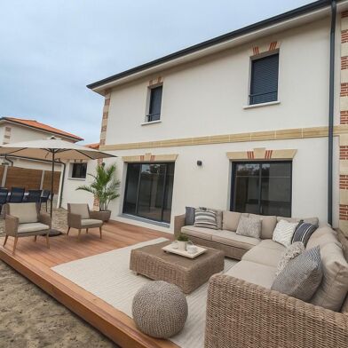 Maison 6 pièces 495000 €