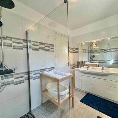 Maison 5 pièces 647280 €