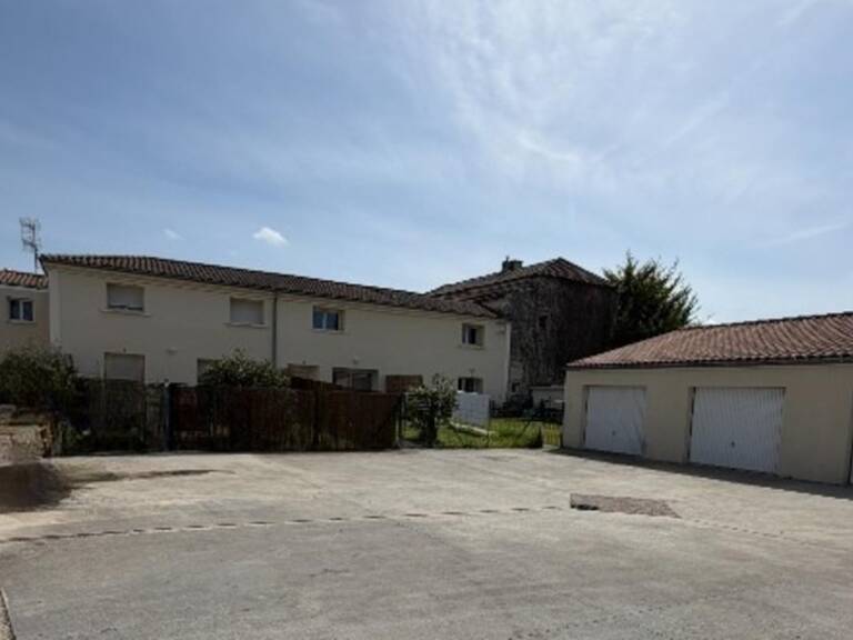 La Couronne. Ensemble de 4 maisons indépendantes louées — photo 1