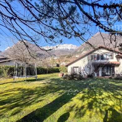 Maison 5 pièces 390000 €