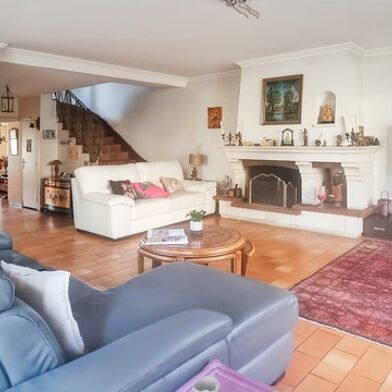 Maison 6 pièces 598500 €