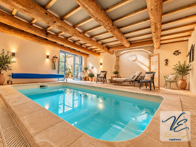 AZILLE – MAISON DE MAÎTRE 433 M² – PISCINE INTÉRIEURE CHAUFFÉE – 8 CHAMBRES – POTENTIEL CHAMBRES D’HÔTES — photo du bien