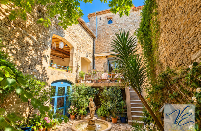AZILLE – MAISON DE MAÎTRE 433 M² – PISCINE INTÉRIEURE CHAUFFÉE – 8 CHAMBRES – POTENTIEL CHAMBRES D’HÔTES — photo 2