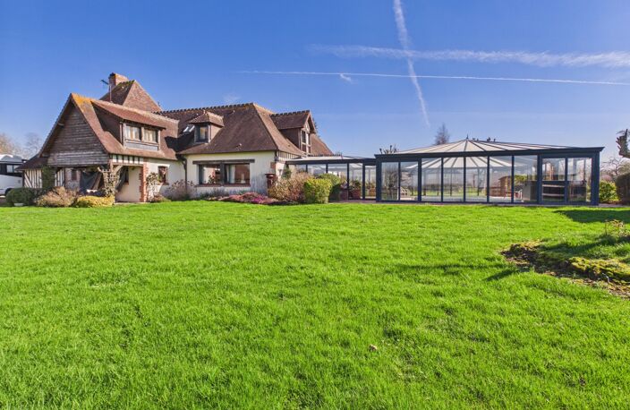 Grande maison de caractère et ses trois maisons d'amis — photo 5